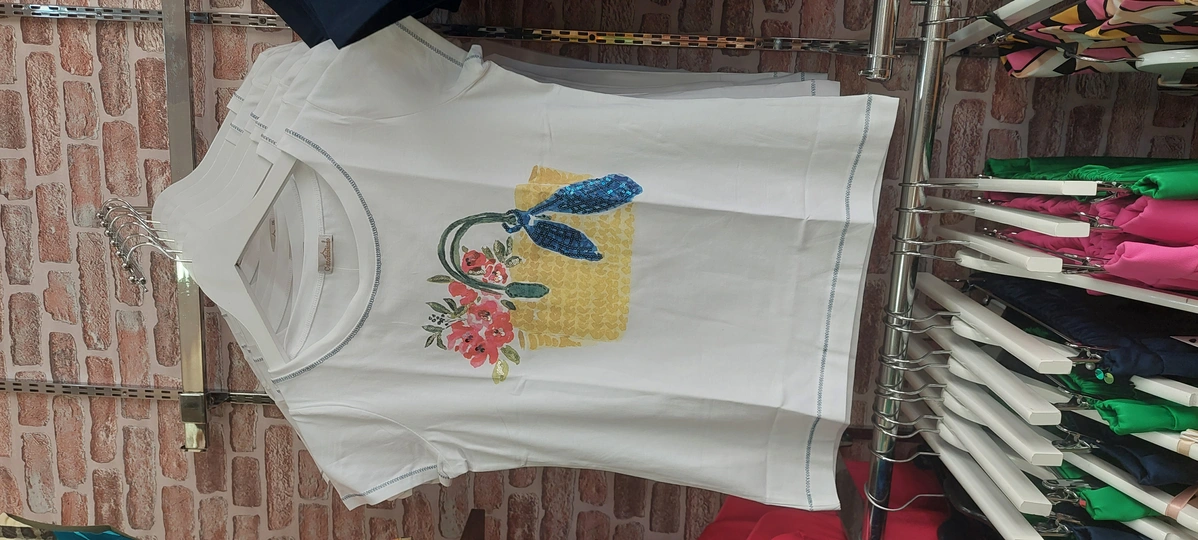 galeria de imágenes de BELLA,SS