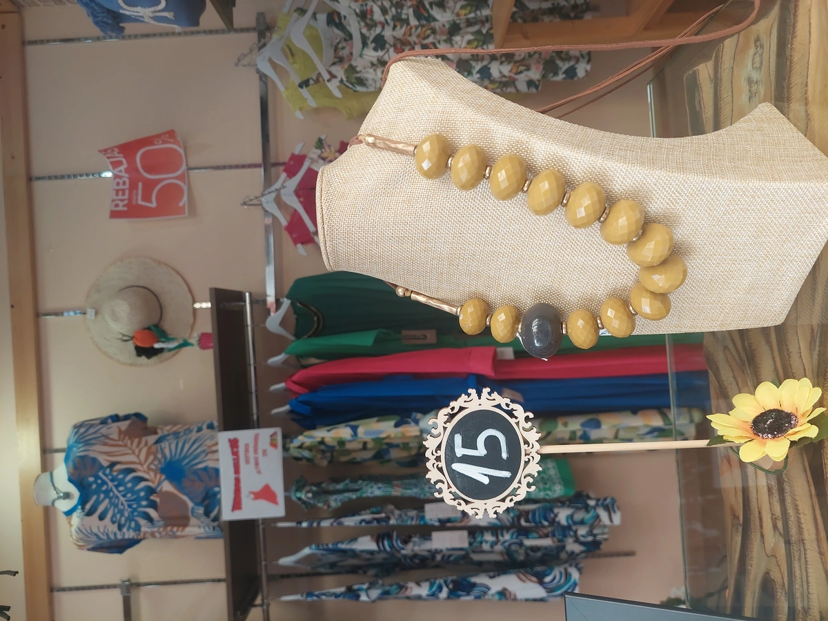 galeria de imágenes de BELLA,SS