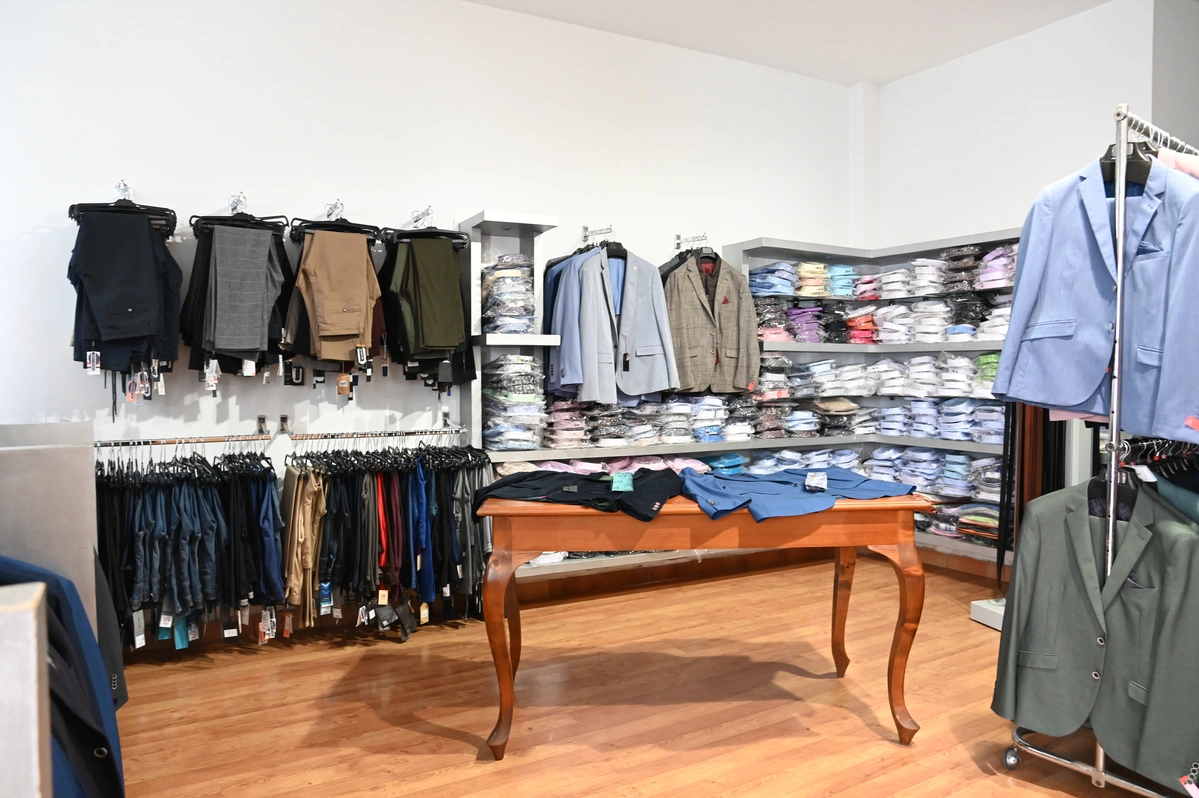 galeria de imágenes de Jose Curbelo Moda Hombre