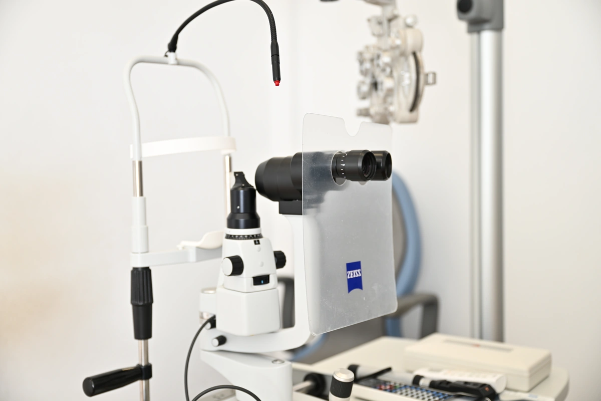 galeria de imágenes de MIOPTICA