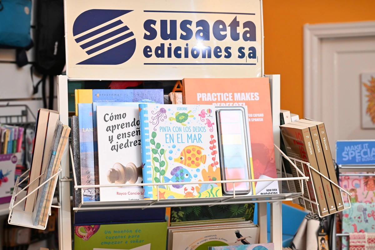 galeria de imágenes de Paperland 