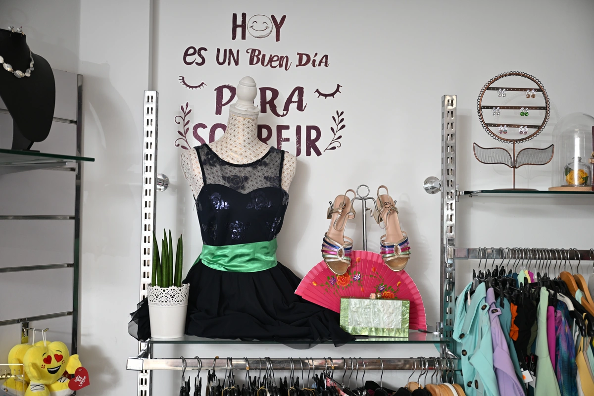 galeria de imágenes de Modas Leysa 