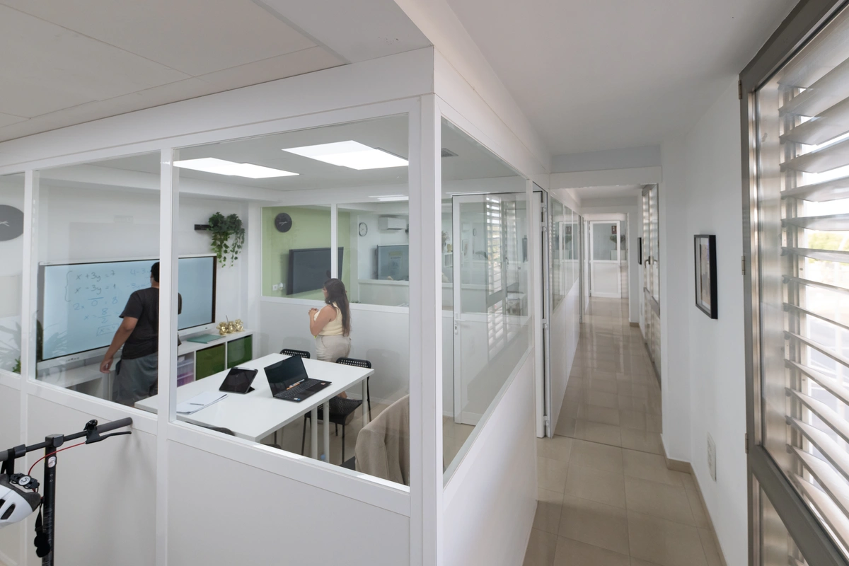 galeria de imágenes de Centro de Estudios Proyecto ARO